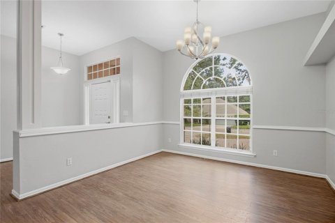 Villa ou maison à louer à Gainesville, Floride: 3 chambres, 165.09 m2 № 2410429 - photo 10