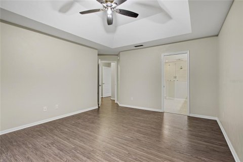 Villa ou maison à louer à Gainesville, Floride: 3 chambres, 165.09 m2 № 2410429 - photo 25