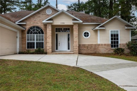 Villa ou maison à louer à Gainesville, Floride: 3 chambres, 165.09 m2 № 2410429 - photo 3