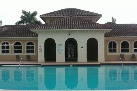 Купить кондоминиум в Мирамар, Флорида 2 спальни, 99.13м2, № 2003664 - фото 5