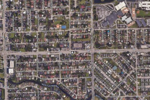 Terreno en venta en Fort Lauderdale, Florida № 2425516 - foto 3
