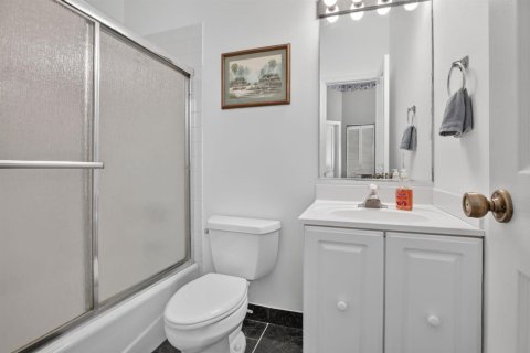 Casa en venta en Fort Lauderdale, Florida, 2 dormitorios, 153.2 m2 № 2252851 - foto 25