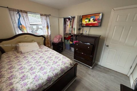 Casa en venta en Miramar, Florida, 4 dormitorios, 139.91 m2 № 2088794 - foto 11