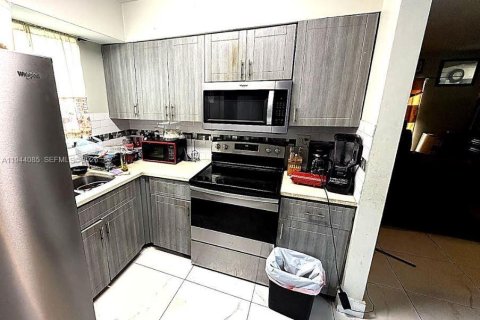Casa en venta en Miramar, Florida, 4 dormitorios, 139.91 m2 № 2088794 - foto 6