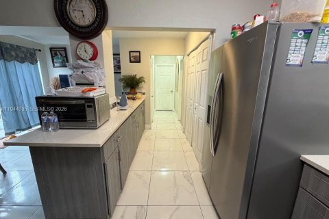 Casa en venta en Miramar, Florida, 4 dormitorios, 139.91 m2 № 2088794 - foto 7