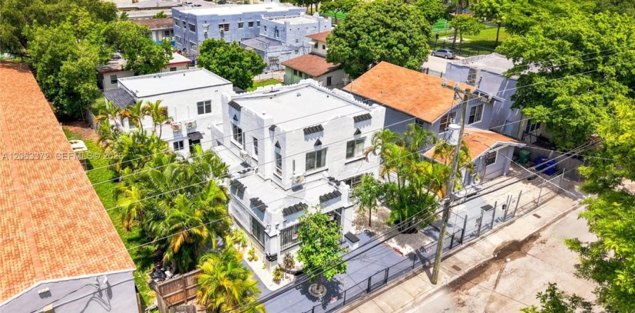 Studio à Miami, Floride № 2265553