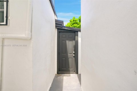 Appartement à louer à Miami, Floride: 46.45 m2 № 2265553 - photo 6