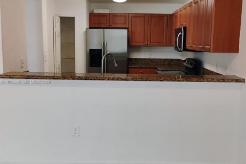 Copropriété à louer à Doral, Floride: 3 chambres, 118.91 m2 № 2055672 - photo 6