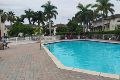 Copropriété à louer à Doral, Floride: 3 chambres, 118.91 m2 № 2055672 - photo 14