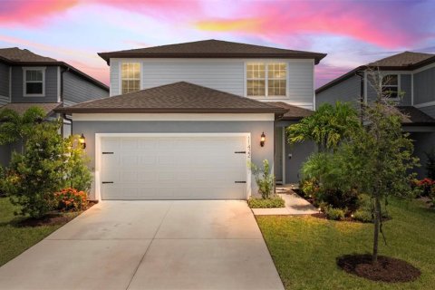 House in Parrish, Florida 4 bedrooms, 204.57 sq.m. № 1886361 - photo 1