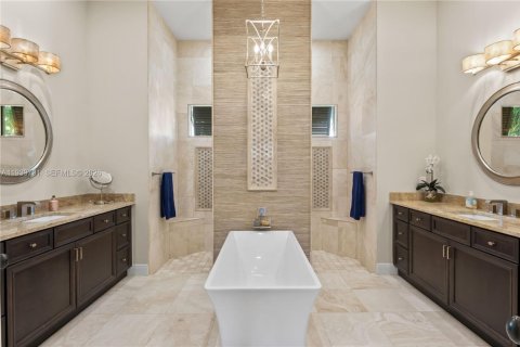 Villa ou maison à vendre à Cape Coral, Floride: 3 chambres № 1997613 - photo 23