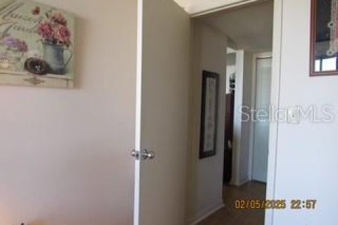 Condo in Port Charlotte, Florida, 2 bedrooms  № 1548873 - photo 27