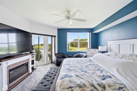 Condo in Largo, Florida, 2 bedrooms № 2216931 - photo 30