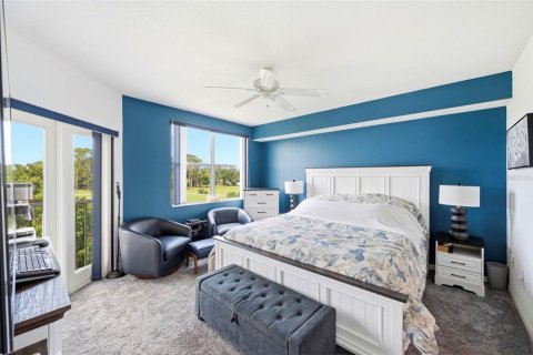 Condo in Largo, Florida, 2 bedrooms № 2216931 - photo 26