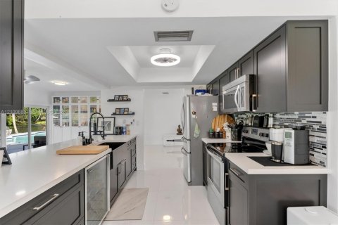 Villa ou maison à vendre à Margate, Floride: 2 chambres, 165.83 m2 № 2430277 - photo 11