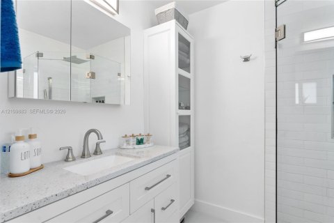 Villa ou maison à vendre à Margate, Floride: 2 chambres, 165.83 m2 № 2430277 - photo 20