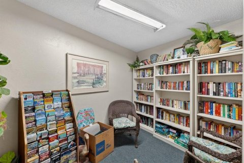 Condo in Ormond Beach, Florida, 2 bedrooms  № 2219959 - photo 27