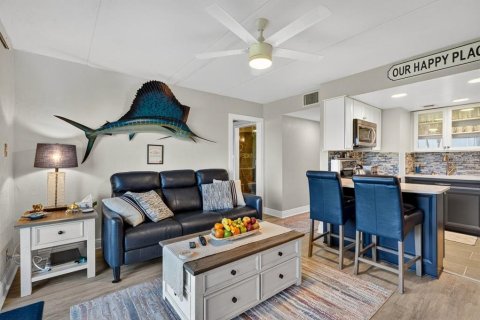 Condo in Ormond Beach, Florida, 2 bedrooms  № 2219959 - photo 5