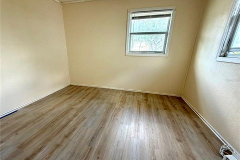House in Winter Haven, Florida 6 bedrooms, 195.28 sq.m. № 2231334 - photo 13
