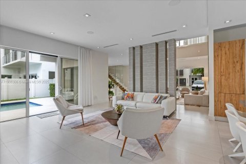 Villa ou maison à vendre à Doral, Floride: 5 chambres, 342.81 m2 № 1969189 - photo 20