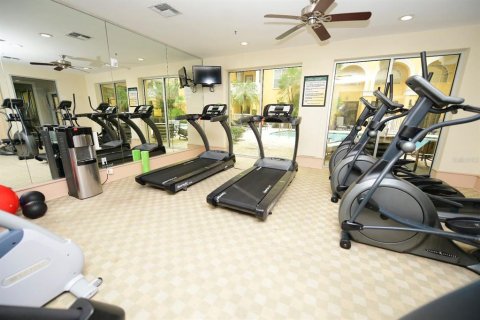 Condo in Orlando, Florida, 2 bedrooms № 2229387 - photo 7
