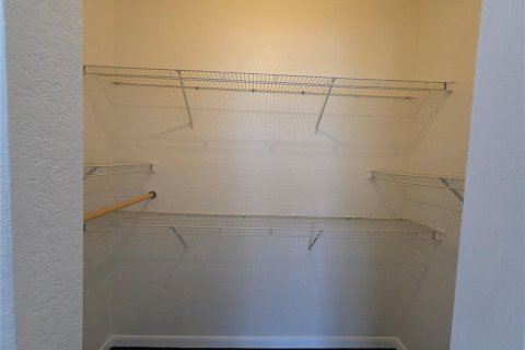 Condo in Orlando, Florida, 2 bedrooms № 2229387 - photo 15