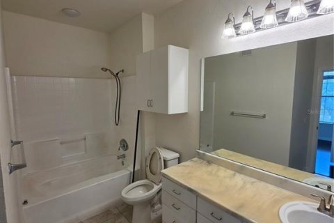 Condo in Orlando, Florida, 2 bedrooms № 2229387 - photo 8