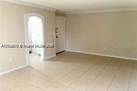 Condominio en venta en Miami, Florida, 2 dormitorios, 80.82 m2 № 1864784 - foto 7