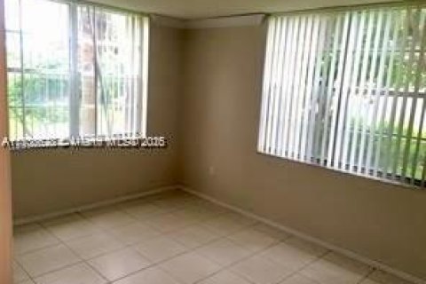 Condominio en venta en Miami, Florida, 2 dormitorios, 80.82 m2 № 1864784 - foto 8