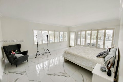 Condominio en alquiler en Bal Harbour, Florida, 2 dormitorios, 149.11 m2 № 1983553 - foto 7