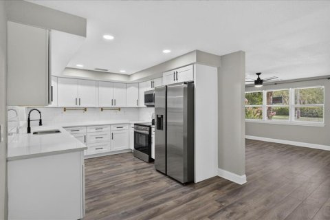 Casa en venta en Clearwater, Florida, 3 dormitorios, 193.05 m2 № 2197155 - foto 10