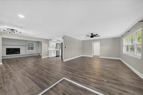 Casa en venta en Clearwater, Florida, 3 dormitorios, 193.05 m2 № 2197155 - foto 7