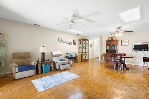 Duplex in New Smyrna Beach, Florida 2 bedrooms, 115.38 sq.m. № 2216318 - photo 6