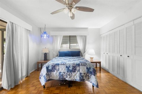 Duplex in New Smyrna Beach, Florida 2 bedrooms, 115.38 sq.m. № 2216318 - photo 20