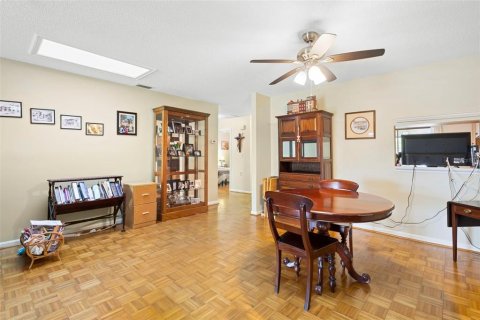 Duplex in New Smyrna Beach, Florida 2 bedrooms, 115.38 sq.m. № 2216318 - photo 10