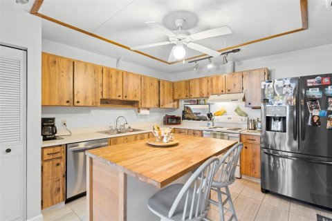 Duplex in New Smyrna Beach, Florida 2 bedrooms, 115.38 sq.m. № 2216318 - photo 13