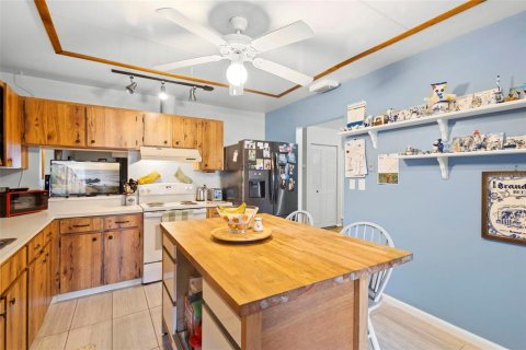 Duplex in New Smyrna Beach, Florida 2 bedrooms, 115.38 sq.m. № 2216318 - photo 15