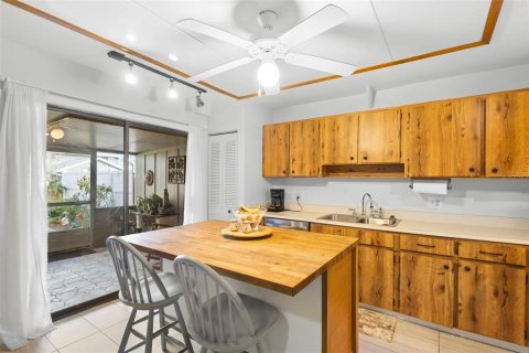Duplex in New Smyrna Beach, Florida 2 bedrooms, 115.38 sq.m. № 2216318 - photo 16