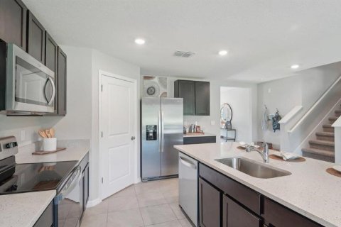 Villa ou maison à vendre à Plant City, Floride: 5 chambres, 242.01 m2 № 1826809 - photo 4