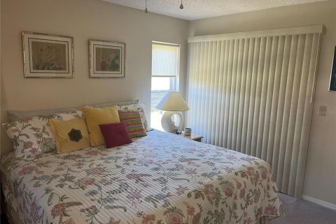 Casa en venta en Weeki Wachee, Florida, 3 dormitorios, 153.94 m2 № 1586376 - foto 28