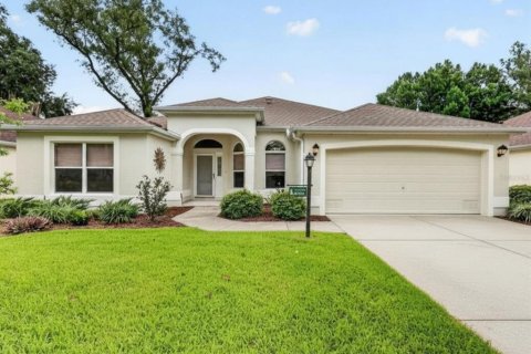 Casa en The Villages, Florida 3 dormitorios, 178.56 m2 № 2287752