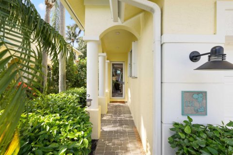 Touwnhouse à vendre à Hypoluxo, Floride: 3 chambres, 178.19 m2 № 2078722 - photo 3