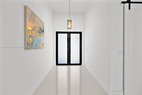 Купить виллу или дом в Кейп-Корал, Флорида 3 спальни, 175.96м2, № 1967272 - фото 4