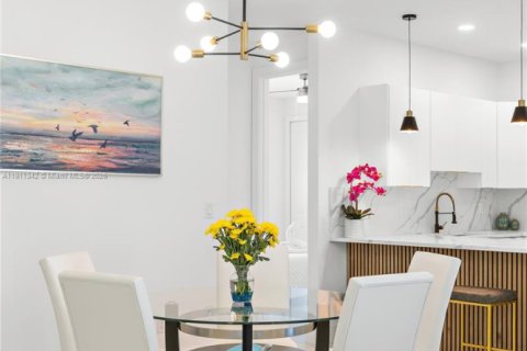 Купить виллу или дом в Кейп-Корал, Флорида 3 спальни, 175.96м2, № 1967272 - фото 12