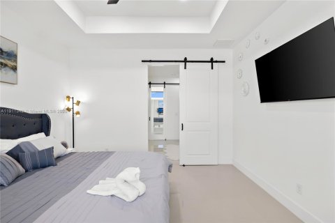 Купить виллу или дом в Кейп-Корал, Флорида 3 спальни, 175.96м2, № 1967272 - фото 24