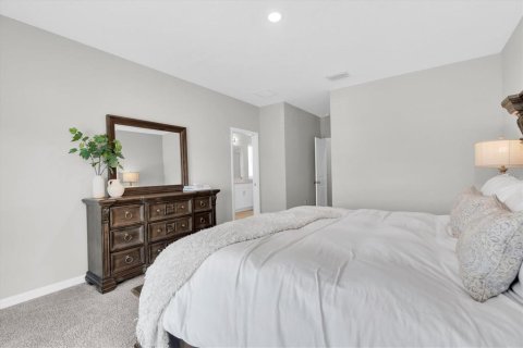 House in Odessa, Florida 5 bedrooms, 317.91 sq.m. № 2258232 - photo 23