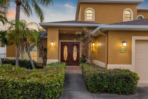 Villa ou maison à vendre à Treasure Island, Floride: 4 chambres, 251.86 m2 № 2108330 - photo 16