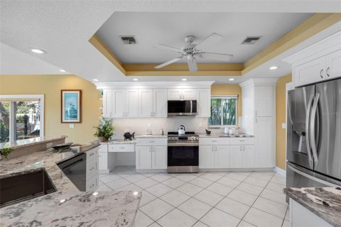 Villa ou maison à vendre à Treasure Island, Floride: 4 chambres, 251.86 m2 № 2108330 - photo 25