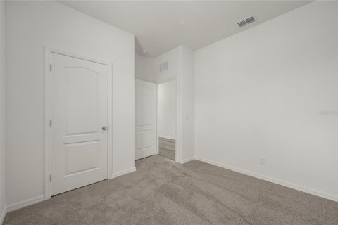 House in Poinciana, Florida 3 bedrooms, 112.04 sq.m. № 1822286 - photo 12
