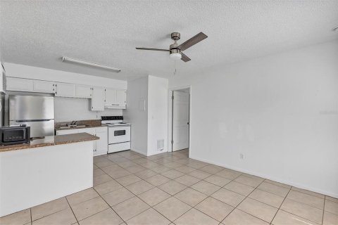 Villa ou maison à louer à Ocala, Floride: 1 chambre, 48.77 m2 № 1802244 - photo 5